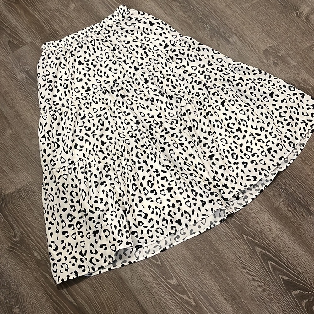 NWT Merokeety skirt (size M) - Picture 9 of 9